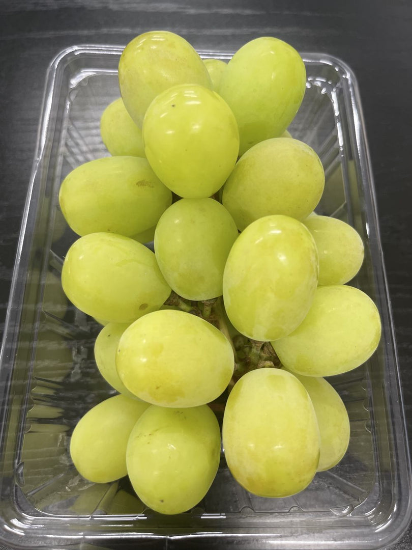 【成田市場直送】山梨県産 シャインマスカット 敬老の日 ぶどう約1kg 2〜3房 贈答用 ぶどう 糖度約20度
